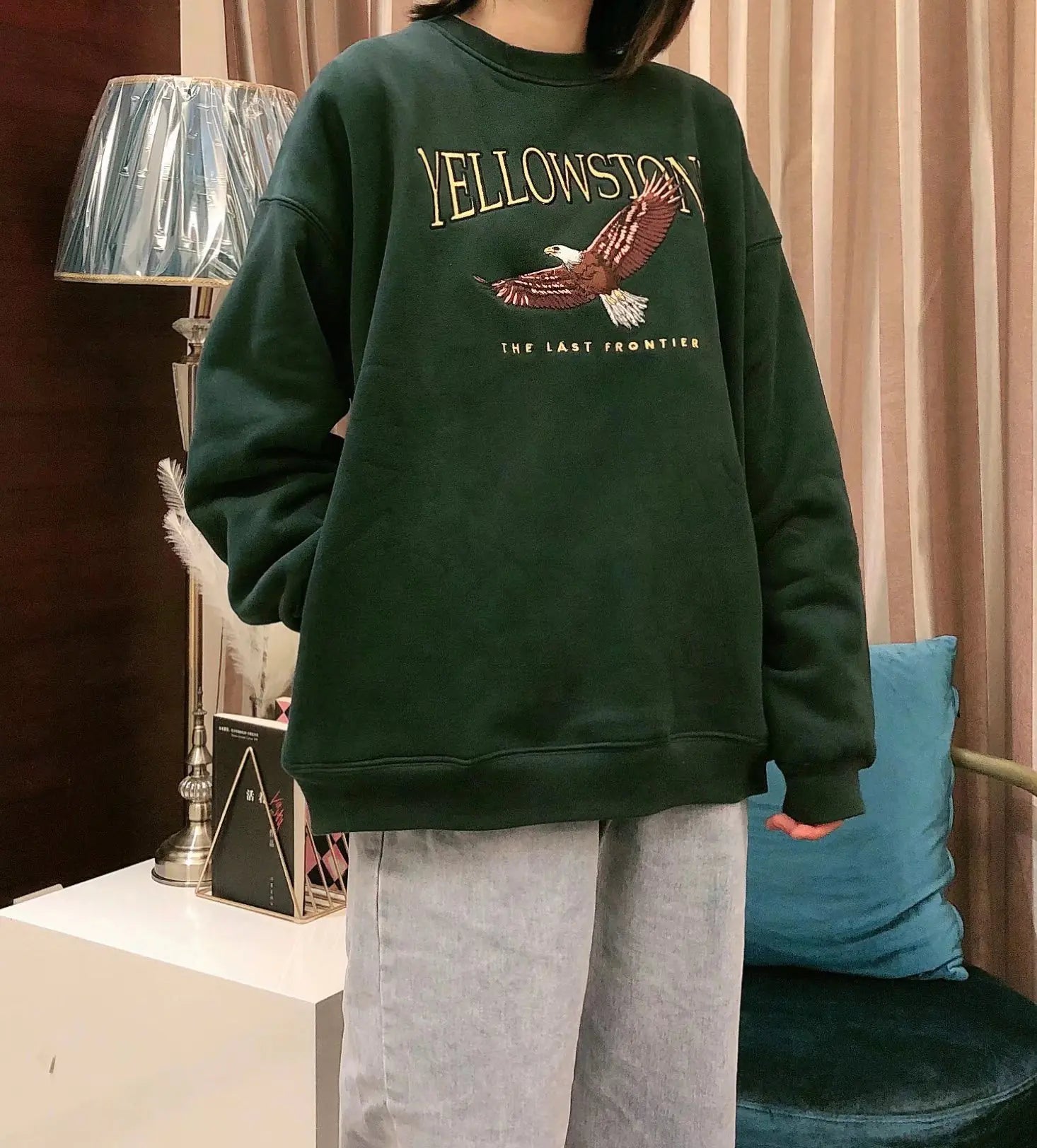 Moletom de Fleece Bordado com Águia de Gola Redonda